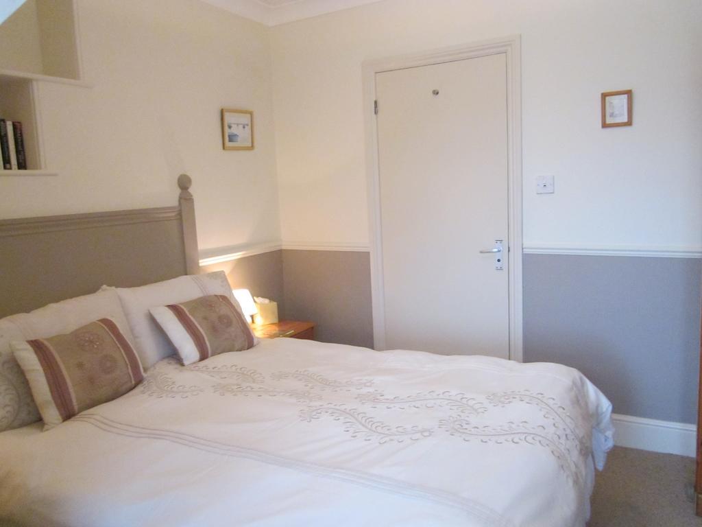 Beach House Paignton Room photo
